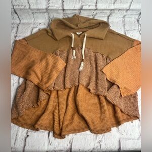 POL Knit Hoodie in Camel and Rust Tones cropped oversized size medium